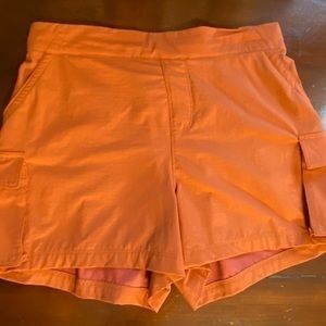 Mountain & Isles Athletic Short. Rust Color. Large